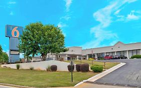 Motel 6-Conyers, Ga